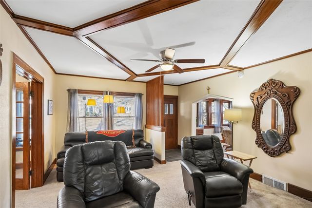 1319 39th Street, Des Moines, IA 50311