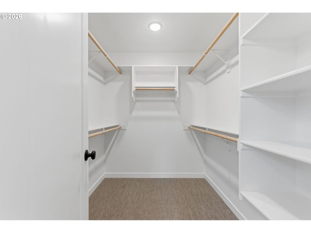 7462 N STOCKTON Ave, Portland, OR 97203