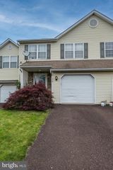 2127 MILL VALLEY LANE, Quakertown, PA 18951