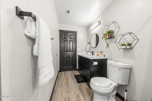 2048 Poole Way, Carson City, NV 89706