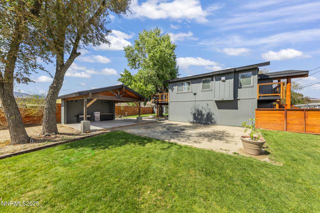 2048 Poole Way, Carson City, NV 89706