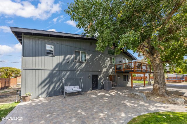 2048 Poole Way, Carson City, NV 89706