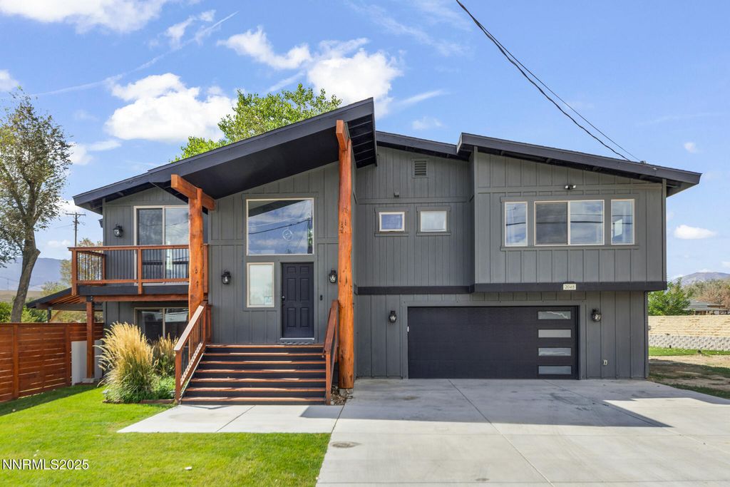 2048 Poole Way, Carson City, NV 89706