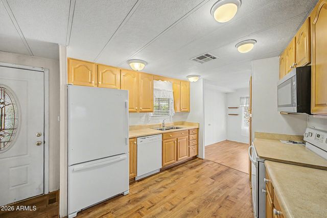 16210 N 33RD Street, Phoenix, AZ 85032