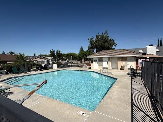 2924 Merle Ave, Modesto, CA 95355