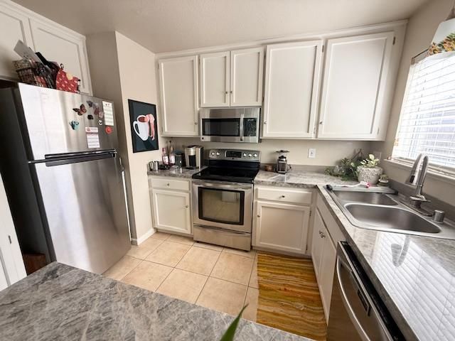 2924 Merle Ave, Modesto, CA 95355