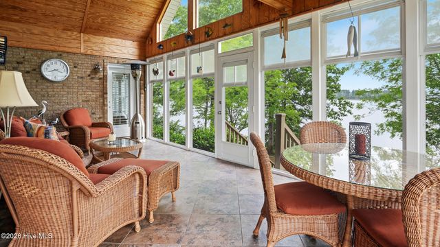 126 Ridge Road, Chocowinity, NC 27817