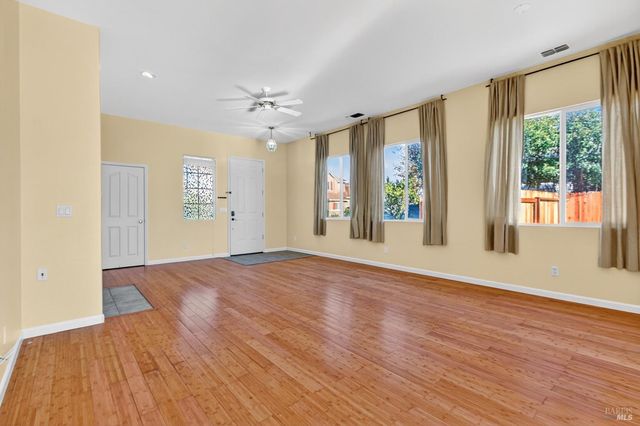 1771 Beale Cir, Suisun City, CA 94585