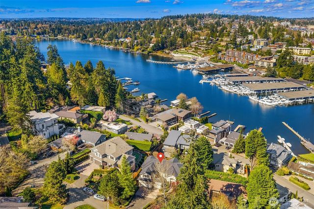 9750 SE 5th Street, Bellevue, WA 98004