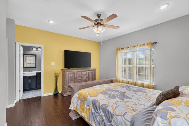 1933 Timber Oaks Drive, Garland, TX 75040