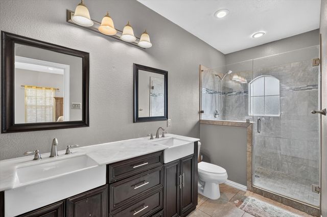 1933 Timber Oaks Drive, Garland, TX 75040
