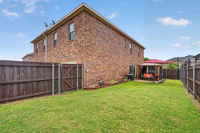 1933 Timber Oaks Drive, Garland, TX 75040