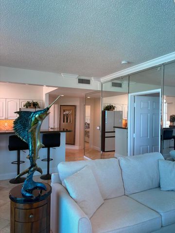 616 Clearwater Park Road 1202, West Palm Beach, FL 33401
