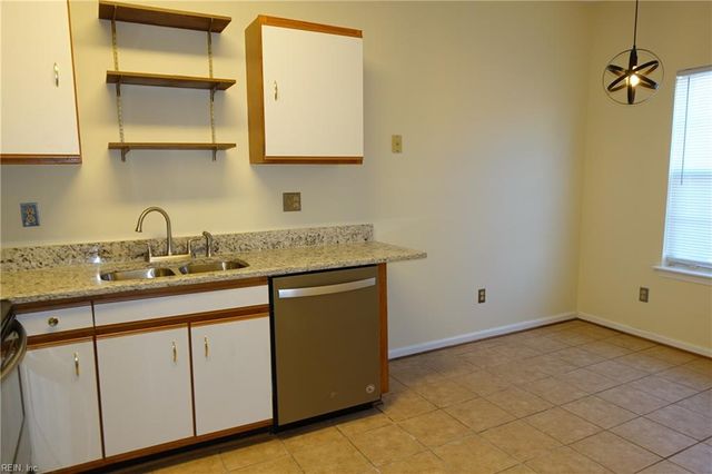 214 Quarter TRL, Newport News, VA 23608