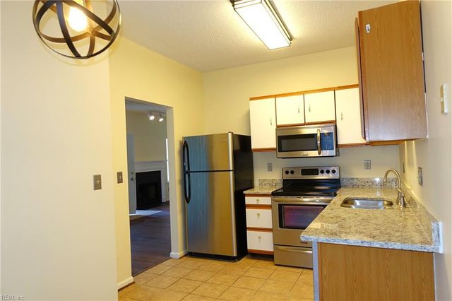 214 Quarter TRL, Newport News, VA 23608