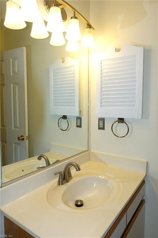 214 Quarter TRL, Newport News, VA 23608