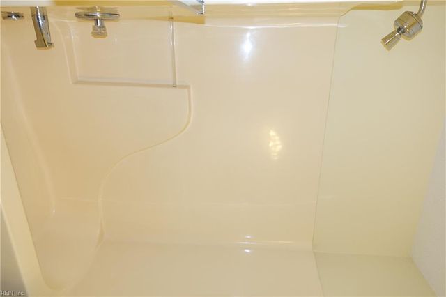 214 Quarter TRL, Newport News, VA 23608