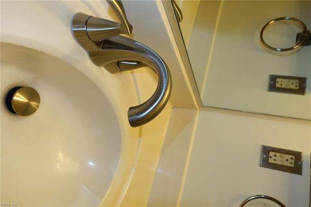 214 Quarter TRL, Newport News, VA 23608