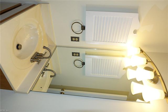 214 Quarter TRL, Newport News, VA 23608