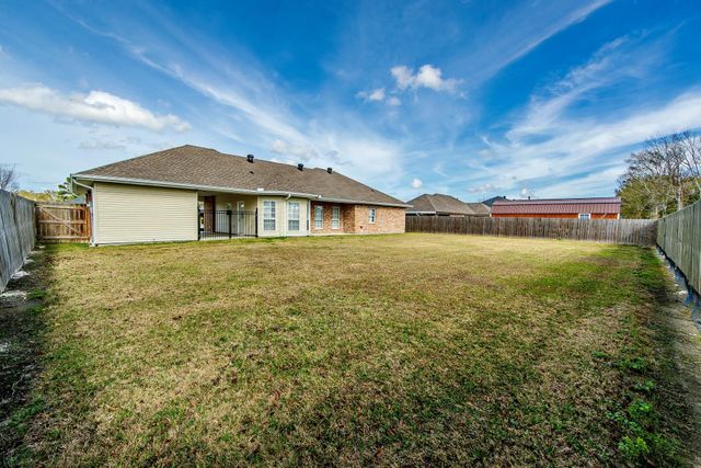434 Ciera Dr, Houma, LA 70364