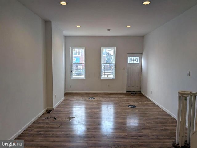 707 E ALLEGHENY AVE, Philadelphia, PA 19134