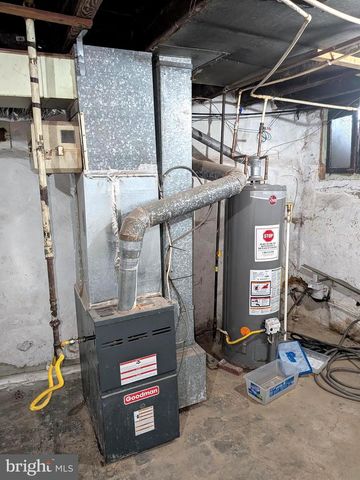 707 E ALLEGHENY AVE, Philadelphia, PA 19134