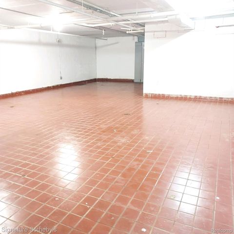 13850 Grand River Avenue, Detroit, MI 48227