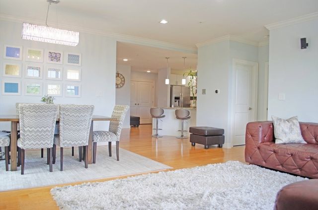 130 Tremont St 301, Melrose, MA 02176