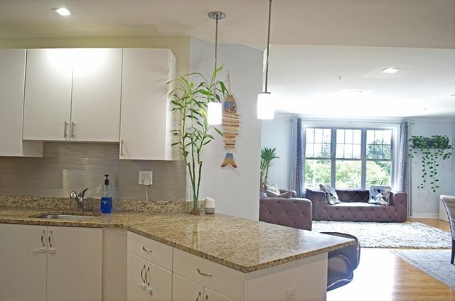 130 Tremont St 301, Melrose, MA 02176