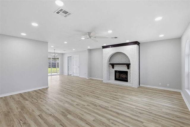 923 Southfield Road, Lake Charles, LA 70605