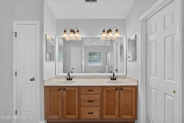 2480 RIDGE WILL Drive, Jacksonville, FL 32246