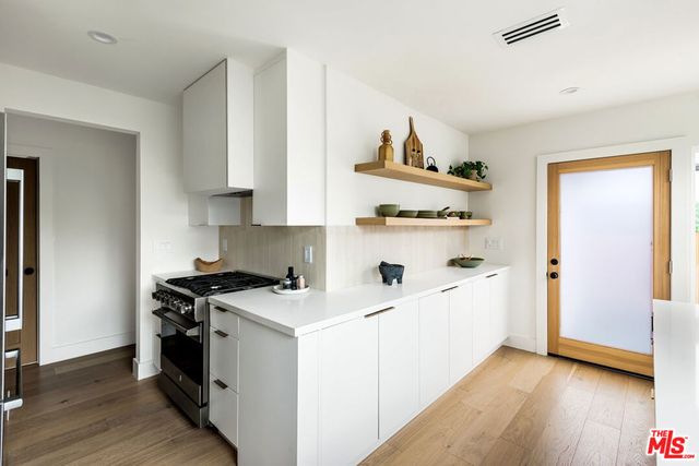11840 Juniette Street, Culver City, CA 90230
