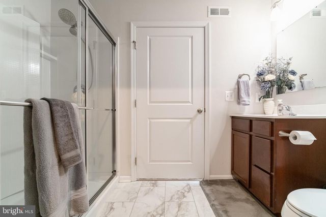 3300 PEBBLE RUN DR, Dover, PA 17315