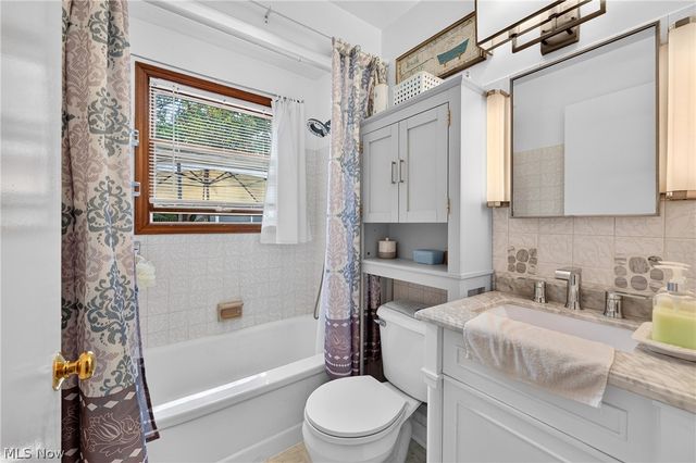 24301 Smith Avenue, Westlake, OH 44145