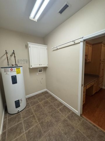 185 Hidden Springs Court, Dothan, AL 36305