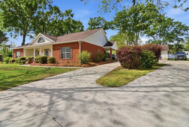 185 Hidden Springs Court, Dothan, AL 36305