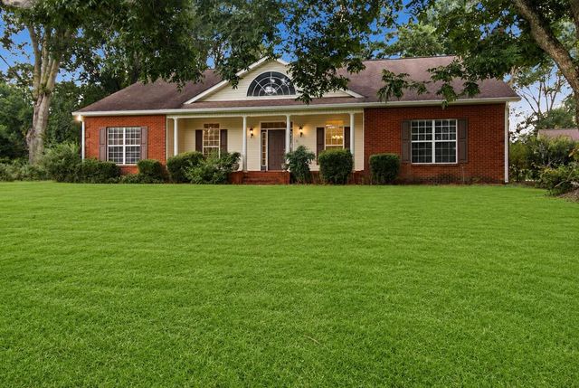 185 Hidden Springs Court, Dothan, AL 36305