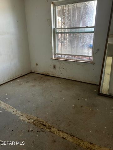 10620 HOLMES Drive, El Paso, TX 79924