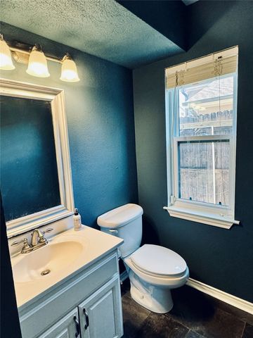 1508 Villars Street, Dallas, TX 75204