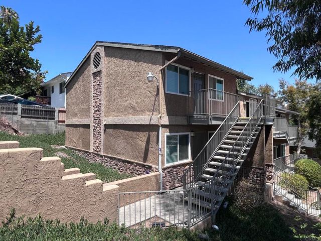 4960 70 Auburn Drive, San Diego, CA 92105