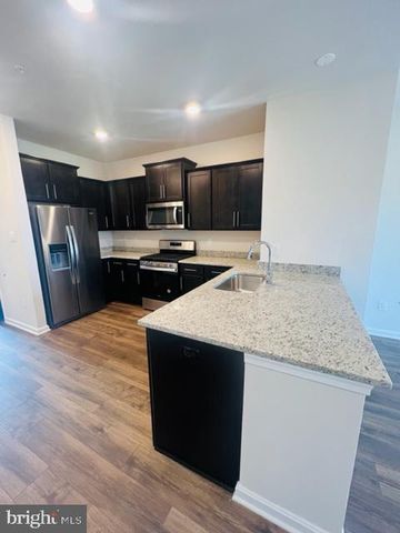 544 BANQUET LN, Frederick, MD 21701
