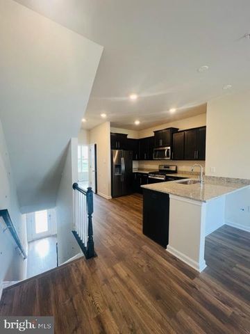 544 BANQUET LN, Frederick, MD 21701