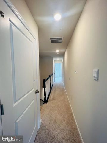 544 BANQUET LN, Frederick, MD 21701