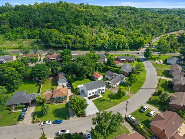 83 Benzing Rd, Antioch, TN 37013