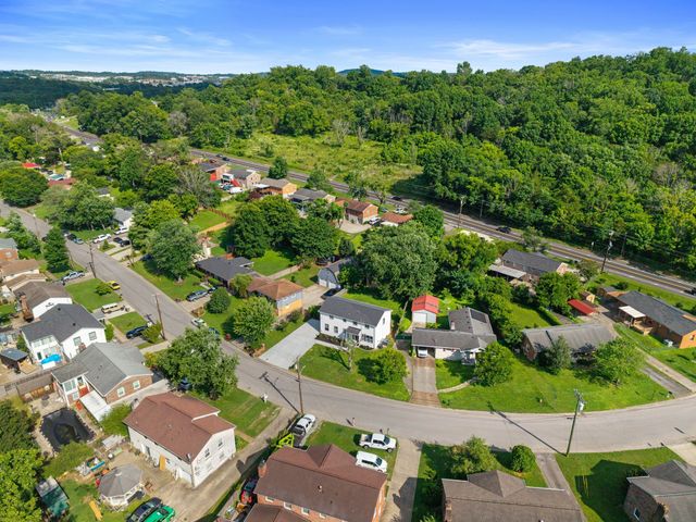 83 Benzing Rd, Antioch, TN 37013