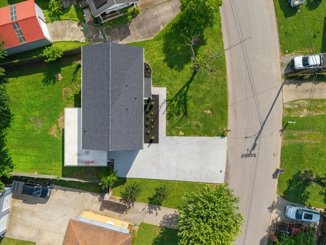 83 Benzing Rd, Antioch, TN 37013