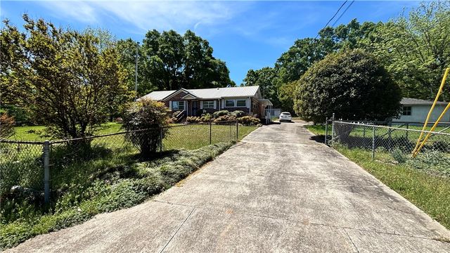 270 Flat Rock Road, Liberty, SC 29657