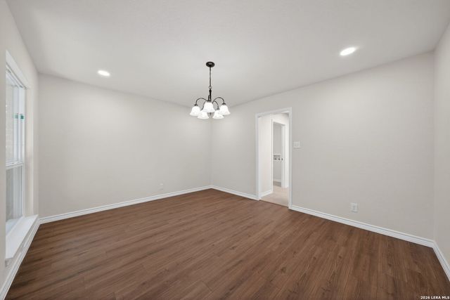 611 Amistad Blvd, Universal City, TX 78148