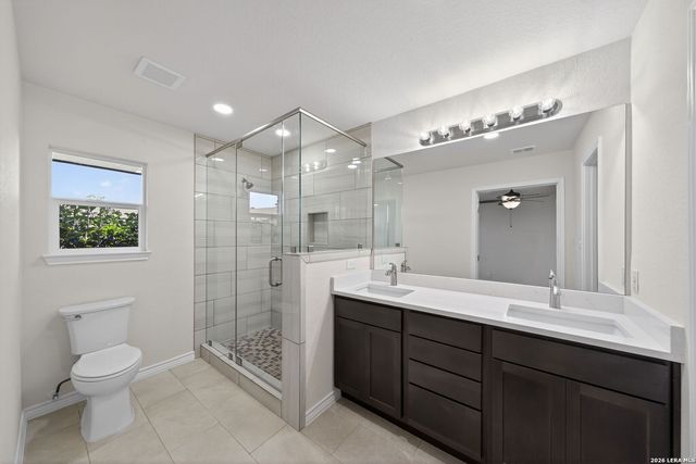 611 Amistad Blvd, Universal City, TX 78148