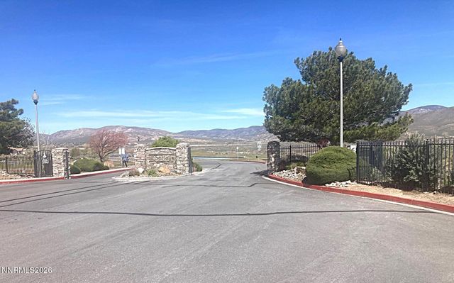 1086 Tee Drive, Minden, NV 89423